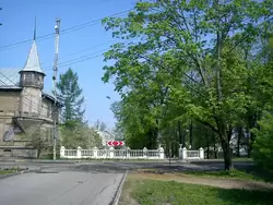 Вид на Еленинскую улицу с улицы Ломоносова