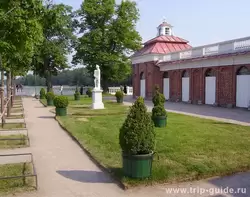 Петергоф, дворец Монплезир