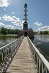 Мост к Чесменской колонне