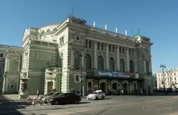 Главное здание Мариинского театра в Санкт-Петербурге