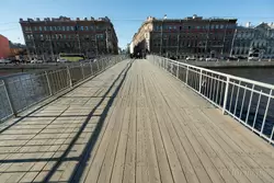 Пешеходный деревянный мост у Сенной площади — Горсткин мост