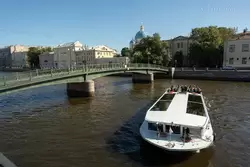 Прогулки на теплоходе по Санкт-Петербургу, река Фонтанка