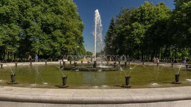 Парк Победы, фонтан «Венок славы»