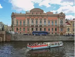 Санкт-Петербург, река Фонтанка, дворец Белосельских-Белозерских