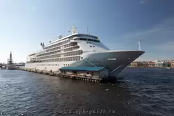 Морской лайнер «Silver Whisper» в Санкт-Петербурге