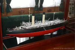 Модель ледокола «Красин»