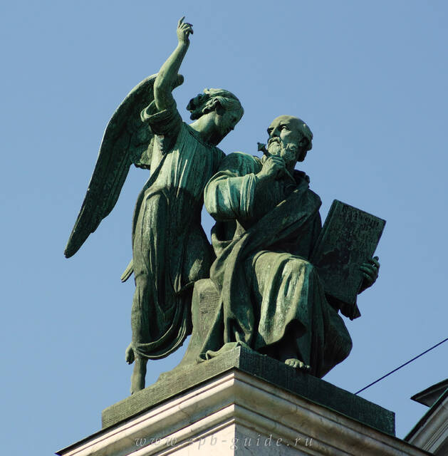 Исаакиевский собор, Евангелист Матфей за работой с ангелом — символом чистоты деяний и помыслов