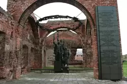 Мемориальный комплекс защитникам крепости Орешек