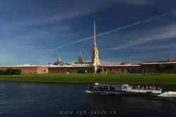 Петропавловская крепость и Кронверкский пролив